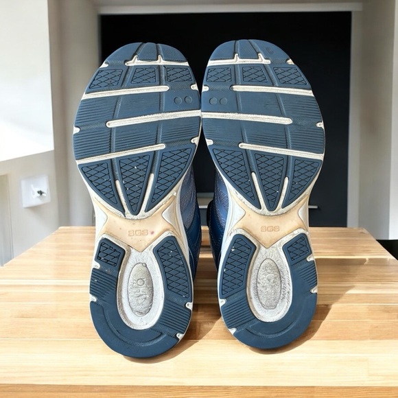 Ryka Sky Walk Walking Sneakers Women’s Size 8 Navy Lavender Leather Mesh Comfort - Picture 6 of 6